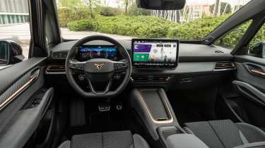 Интерьер Cupra Born
